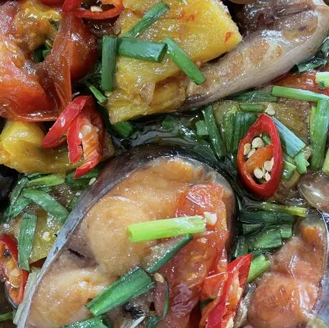 Hình ảnh Cá Hú Kho Thơm Cà