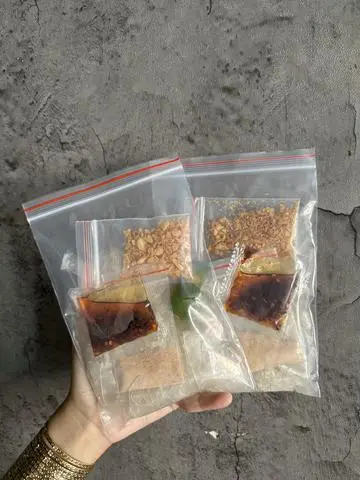 Hình ảnh BÁNH TRÁNG MUỐI - SATE TỎI PHI 