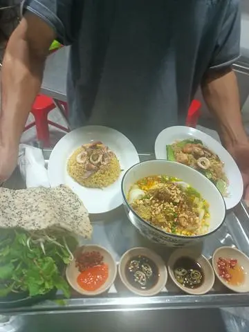 Hình ảnh bộ dụng cụ ăn uống 