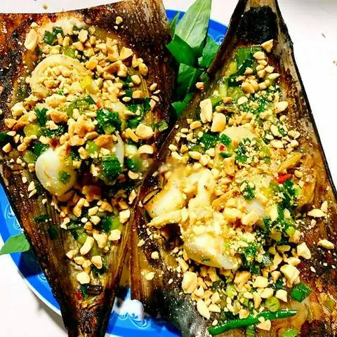 Hình ảnh Sò mai nướng mỡ hành - 3 con