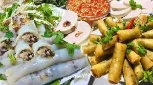 Hình ảnh Bánh cuốn chả giò chay