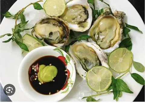 Hình ảnh 5 Hàu sống Mù Tạt(10 tặng 1)