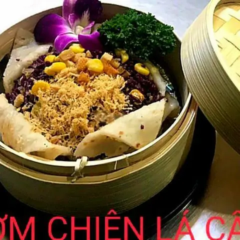Hình ảnh Cơm chiên lá cẩm chay