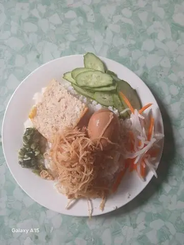 Hình ảnh Cơm Chả Bì Trứng Kho