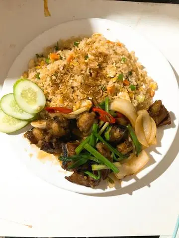 Hình ảnh Cơm sườn heo nước mắm