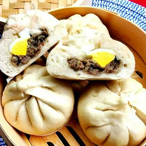 Hình ảnh Bánh bao muối