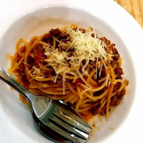 Hình ảnh Mì Ý Thịt Xông Khói Cà Chua Phô Mai - Amatriciana