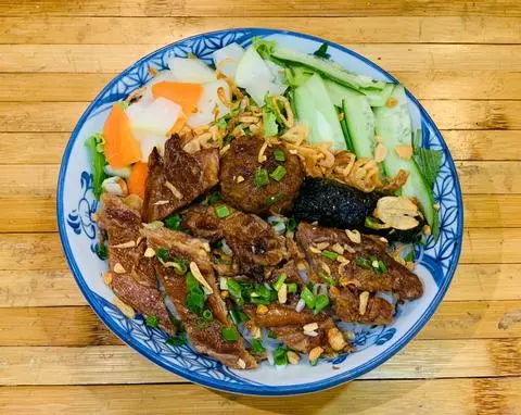 Hình ảnh Bún Thịt Nướng Đặc Biệt 
