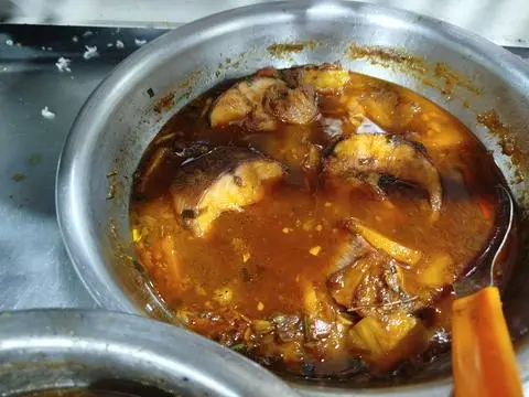 Hình ảnh cơm cá kho