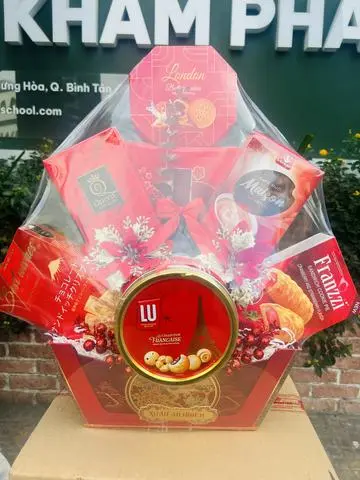 Hình ảnh THUYỀN ĐỎ 8 MÓN LU