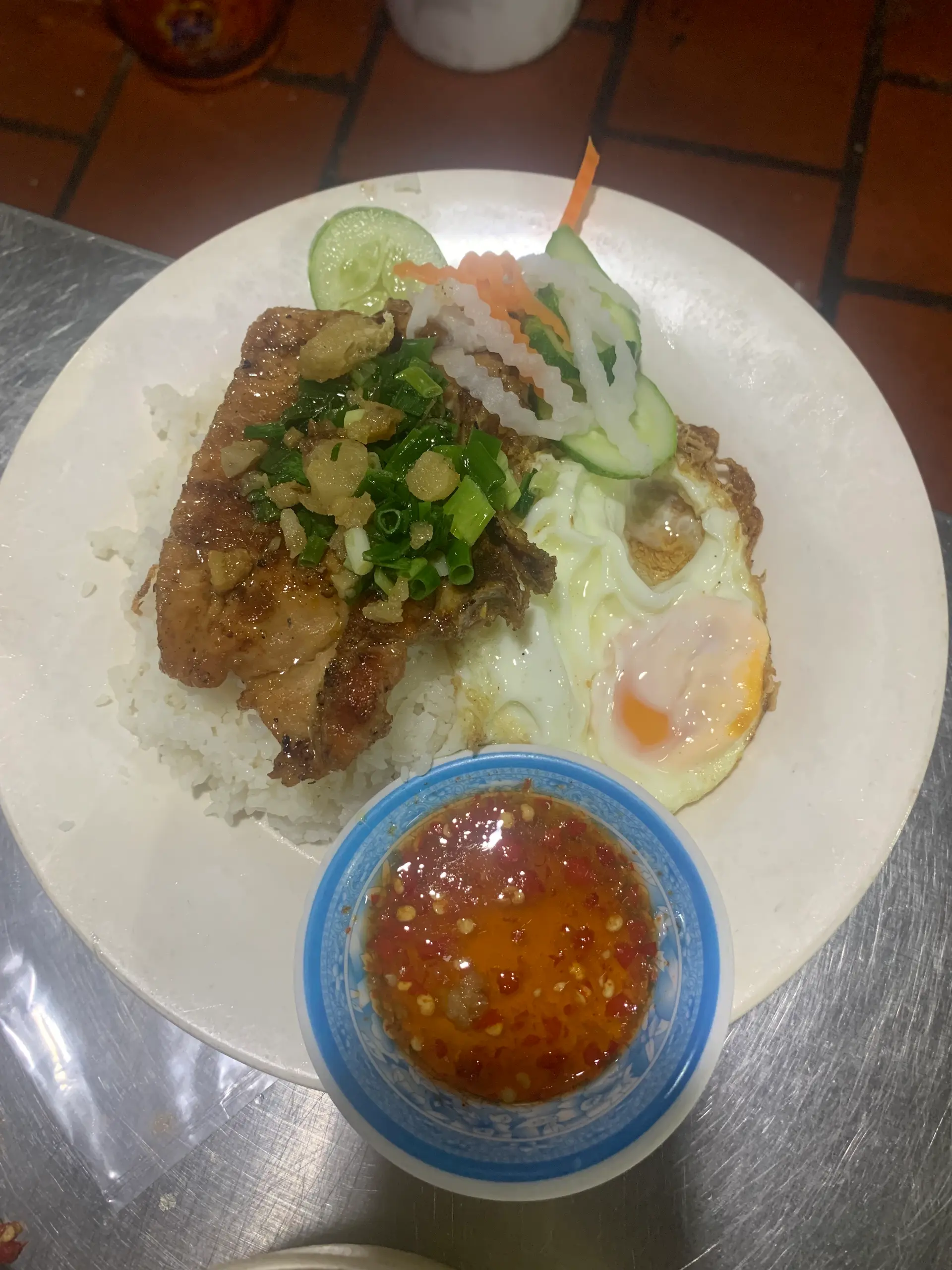 Hình ảnh Cơm sườn ốp la