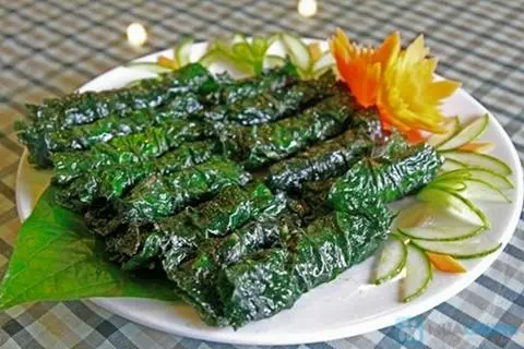 Hình ảnh Bò Nướng lá Lốt 10 cuốn& Tré trộn Thập Cẩm& 1 trà tắc