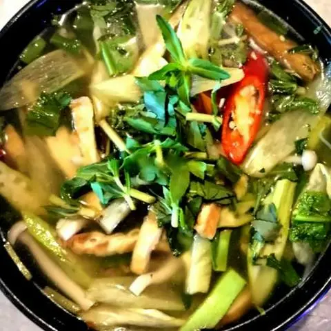 Hình ảnh Canh chua bạc hà chay