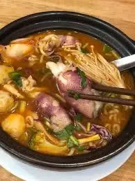 Hình ảnh Mì cay mực