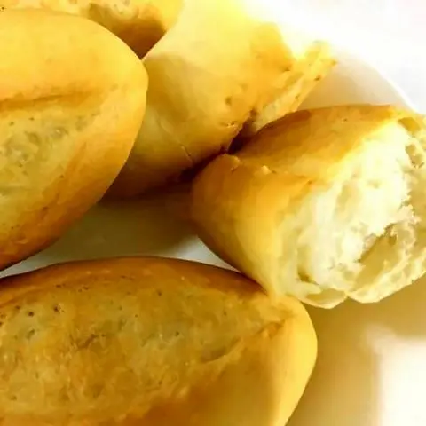 Hình ảnh Bánh mì không