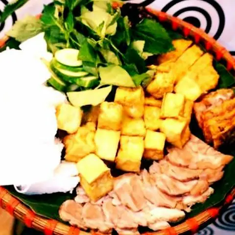 Hình ảnh Bún đậu chả cốm - thịt