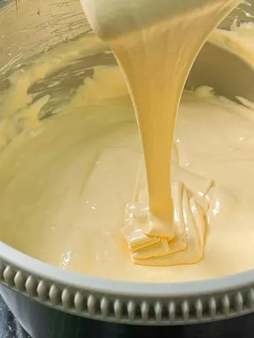 Hình ảnh Kem trộn kích trắng (Dẻo-thơm-ngon)