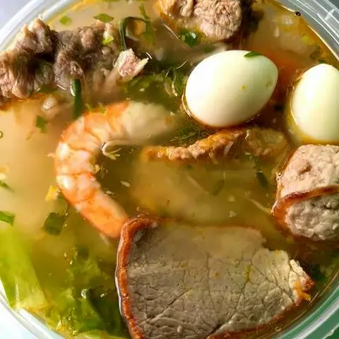 Hình ảnh Nui ống thập cẩm người lớn