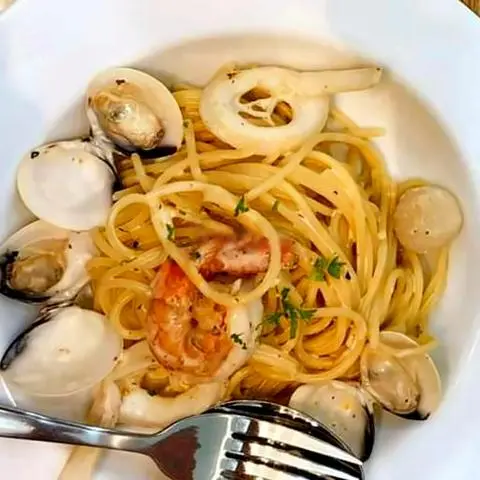 Hình ảnh Mì Ý Hải Sản Sốt Kem - Seafood with cream sauc