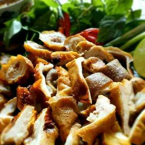 Hình ảnh Lòng non chiên + mắm tôm