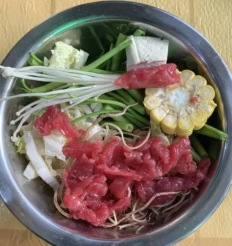 Hình ảnh Lẩu mini bò