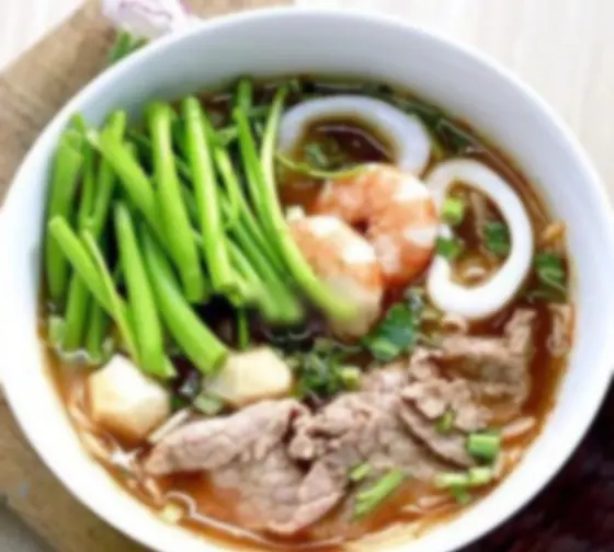 Hình ảnh Bún thái bò chua cay