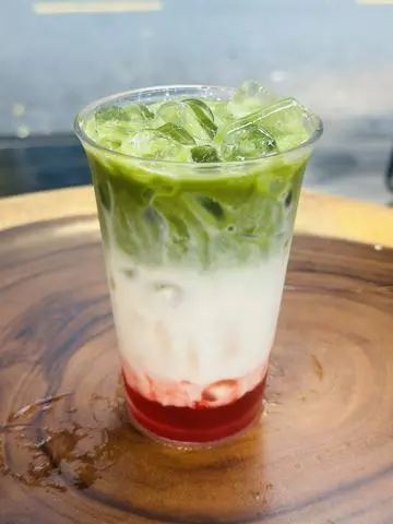 Hình ảnh Matcha Latte Dâu