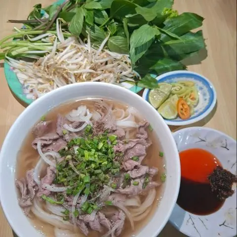 Hình ảnh Phở bò gân