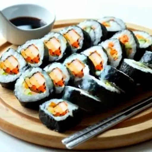 Hình ảnh Kimbap thanh cua mayonnaise