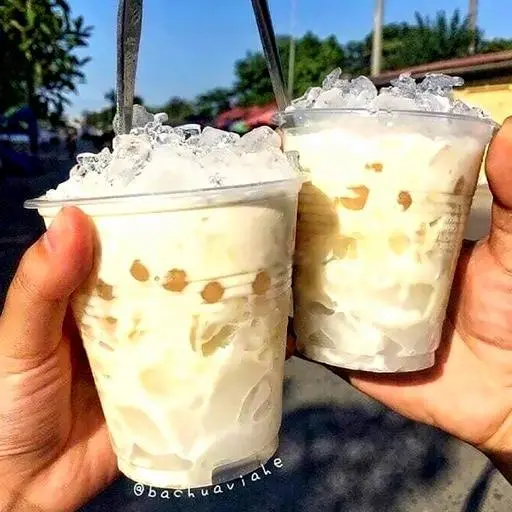 Hình ảnh Chè dừa dầm Hải phòng ( it ngọt)