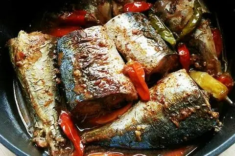 Hình ảnh Cơm Cá Bạc Má Kho Keo