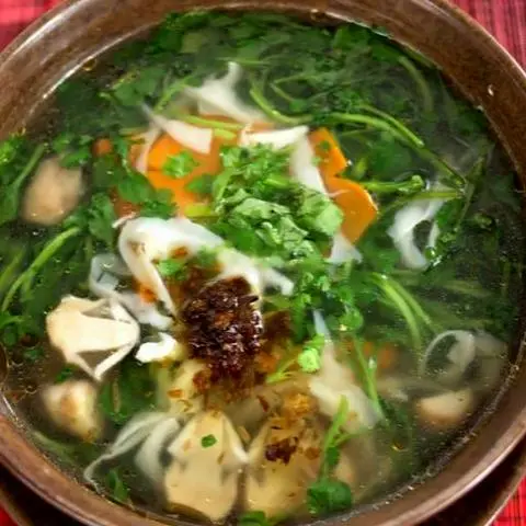 Hình ảnh Canh xà lách xoong chay