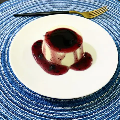 Hình ảnh Panna Cotta việt quất