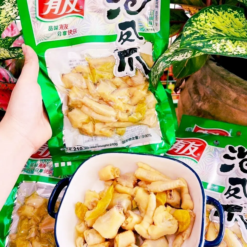 Hình ảnh Chân Gà Rút Xương Yuyu-180G