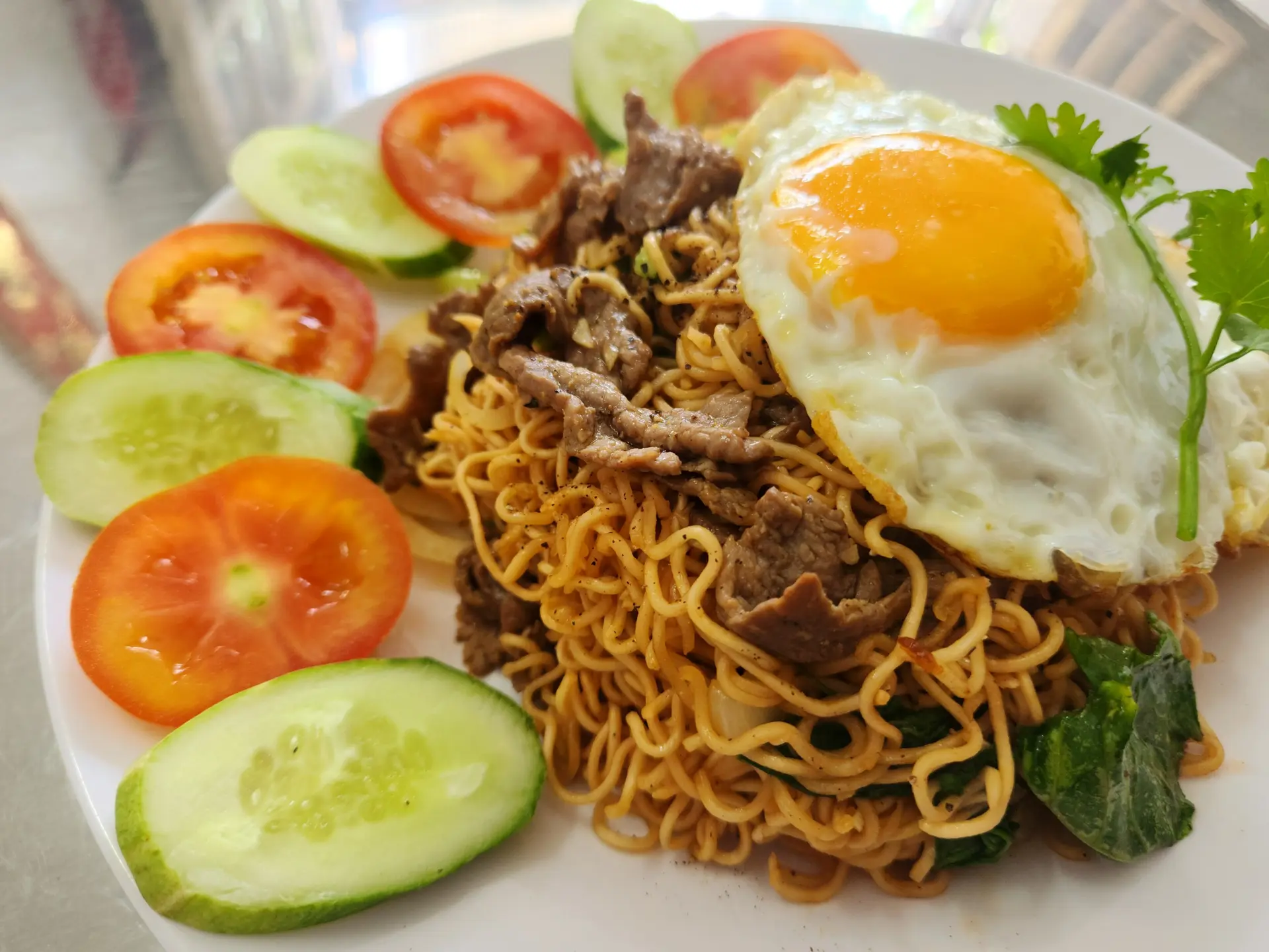 Hình ảnh MÌ XÀO BÒ + TRỨNG
