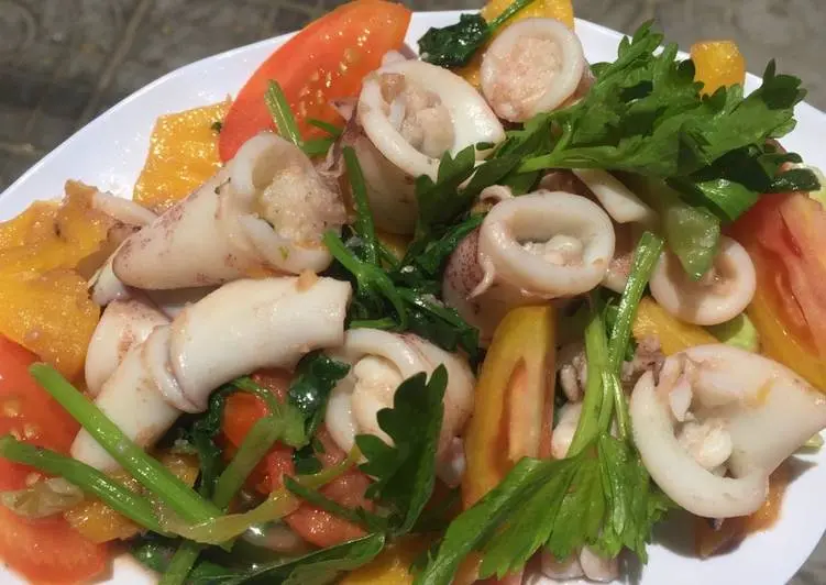 Hình ảnh Cơm mực xào dưa leo