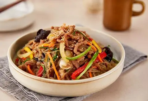 Hình ảnh Miến trộn Hàn Quốc