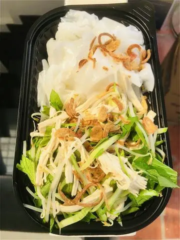 Hình ảnh Bánh ướt gà xé