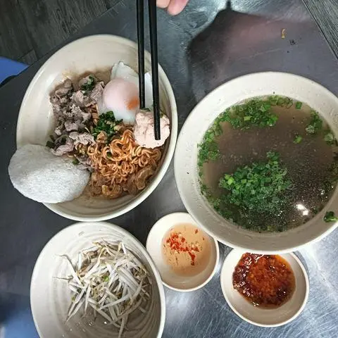 Hình ảnh Mì Khô Bò Tôm Trứng