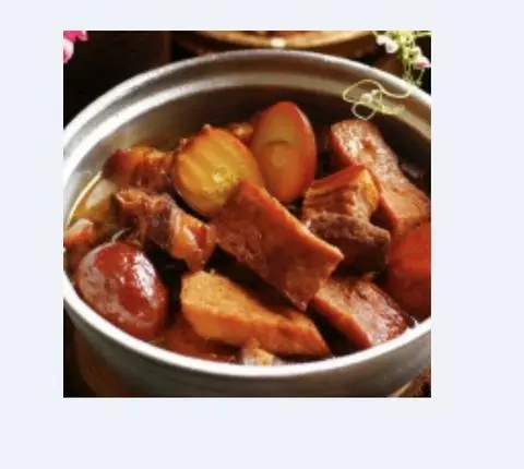 Hình ảnh Cơm thịt kho trứng chả
