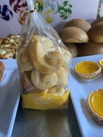 Hình ảnh bánh mì bi sữa 