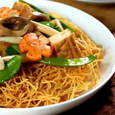 Hình ảnh Mì xào chay