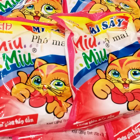 Hình ảnh Mì Miu Miu Sấy Tuổi Thơ ( 5 bịch )