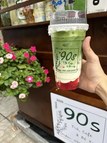 Hình ảnh Matcha latte dâu