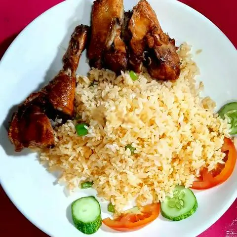 Hình ảnh Cơm Gà Xối Mỡ 