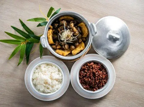 Hình ảnh Nấm Đậu Kho