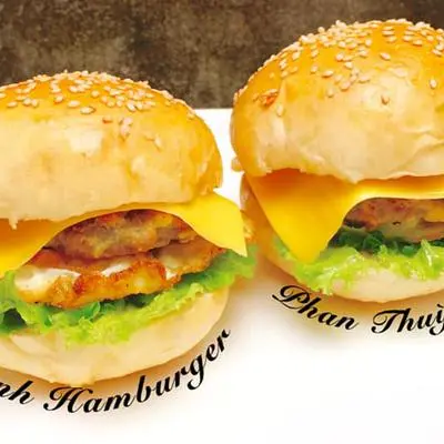 Hình ảnh 1 Hamburger bò trứng phô mai