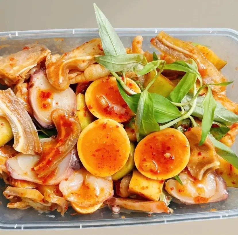 Hình ảnh Combo4: Mua 1 tá lả đặc biệt sốt thái (size lớn) tặng nước ngọt 