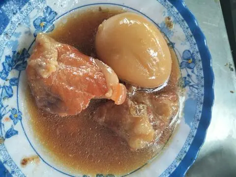 Hình ảnh cơm thịt kho trứng 