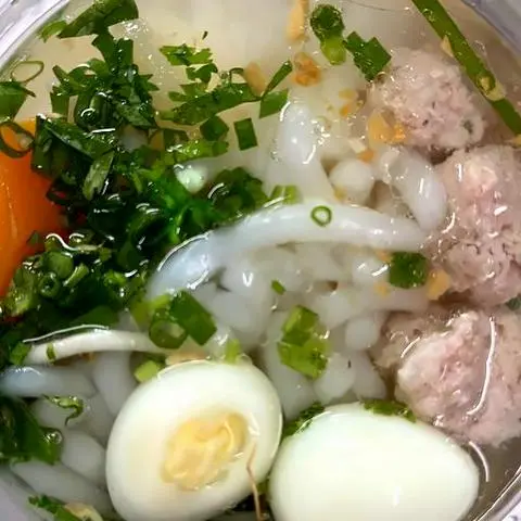 Hình ảnh Bánh canh thịt viên người lớn